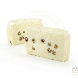 Formaggio di Pecora Siciliano con olive