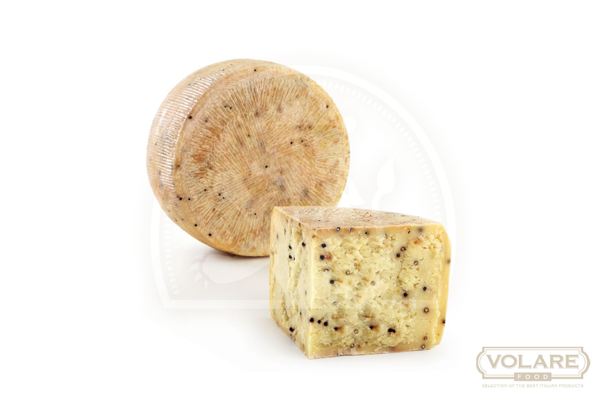 Pecorino Stagionato Primizio Pepato
